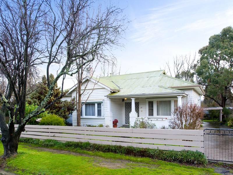 29 Powlett Street, Vic 3444 Property Details