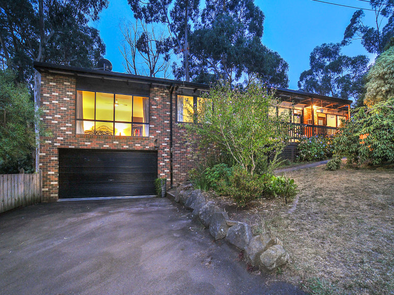 95 Mast Gully Road, Upwey, Vic 3158 - Property Details