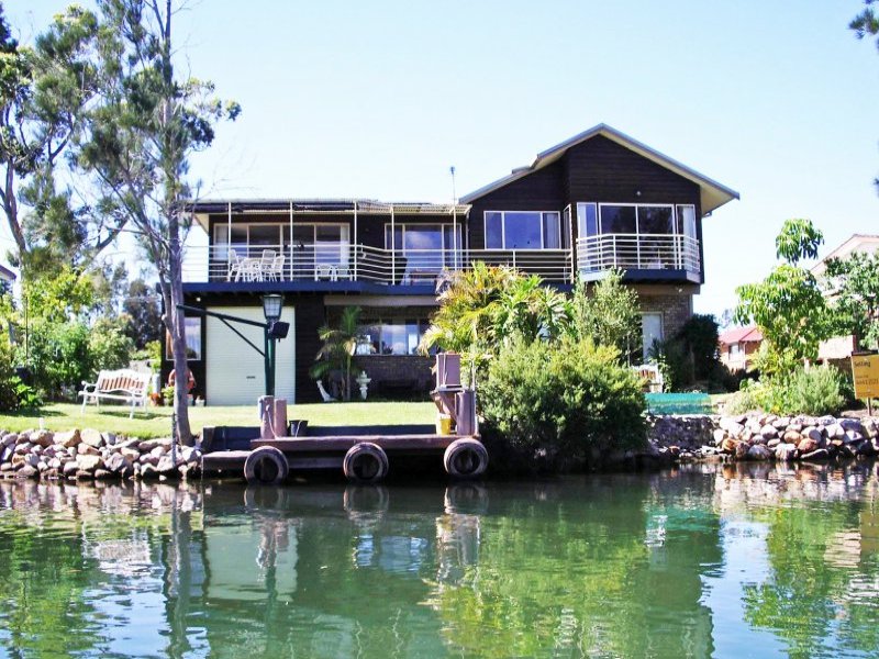 41 Jacobs Drive, Sussex Inlet, NSW 2540