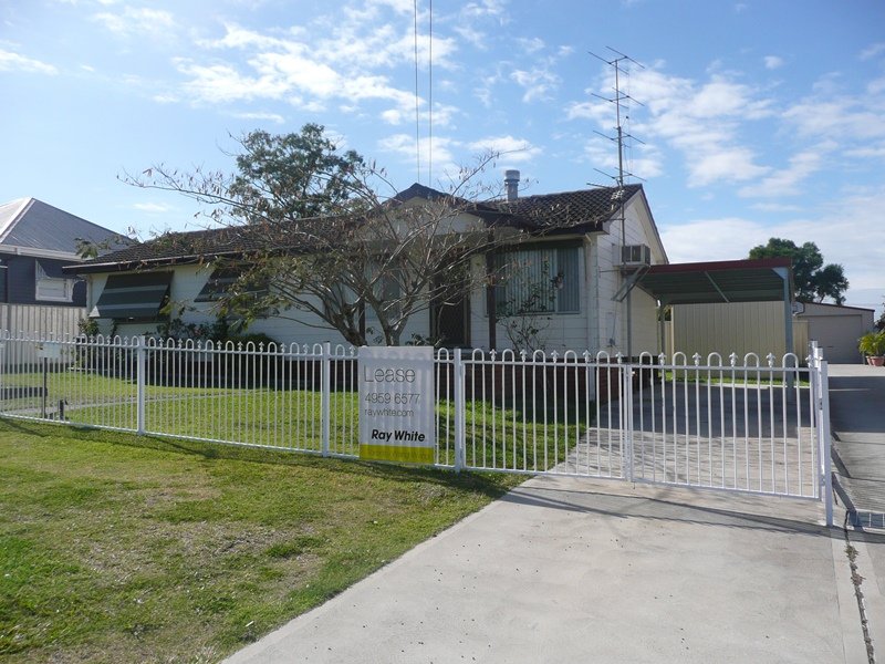 16 Elizabeth Street, Fennell Bay, NSW 2283