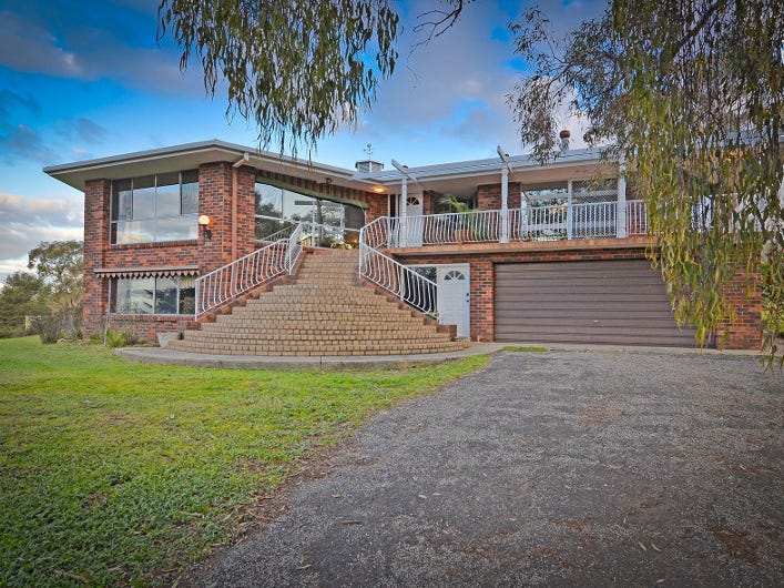 230 Castle Creek Road, Wodonga, Vic 3690 Property Details