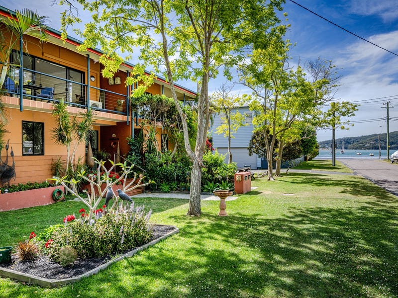 1A Como Parade, Pretty Beach, NSW 2257