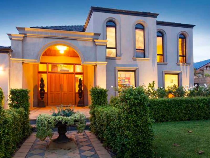 34 Roselea Boulevard, Stirling, WA 6021