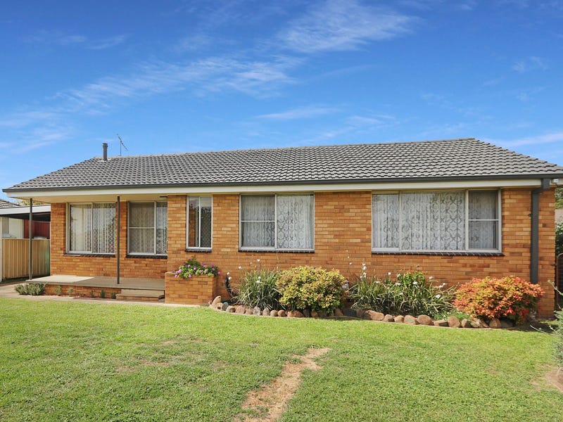 7 Therry Avenue, Goulburn, NSW 2580 House for Sale