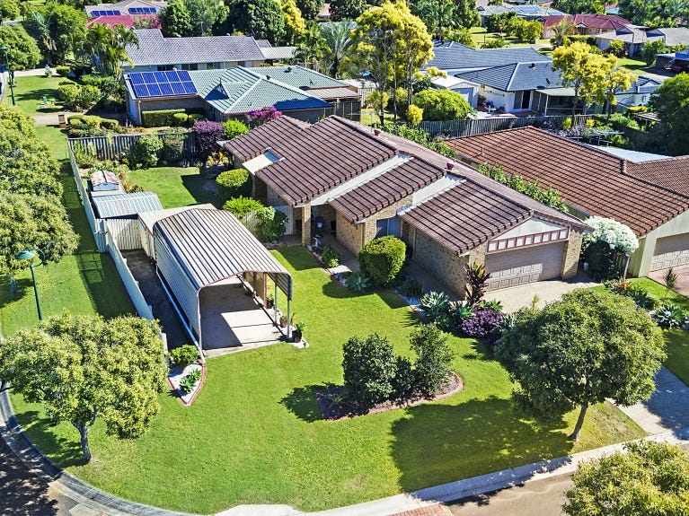 2 Pinelands Circuit, Redland Bay, QLD 4165