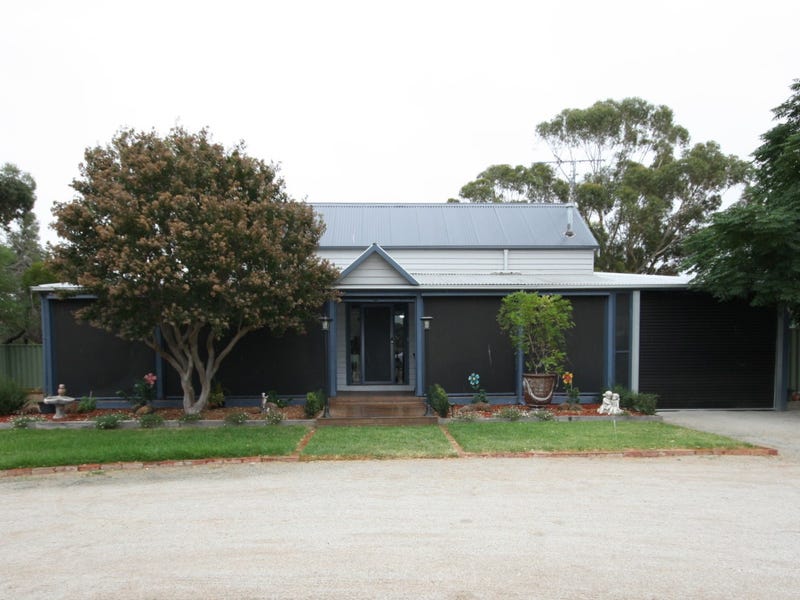 1 James Street, Rochester, Vic 3561 Property Details