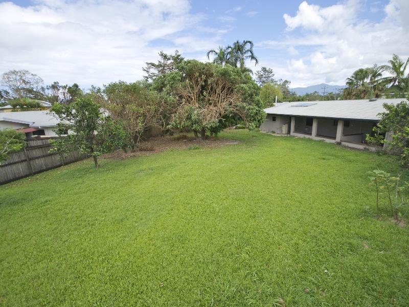 15 Corinna Close, Edmonton, QLD 4869