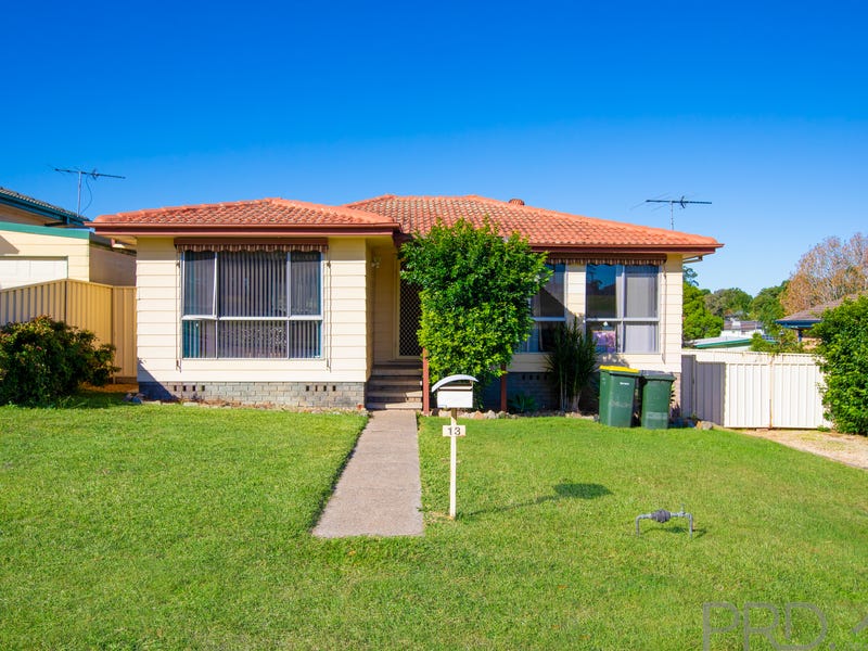 13 Avery Street Rutherford Nsw 2320 Realestate Com Au