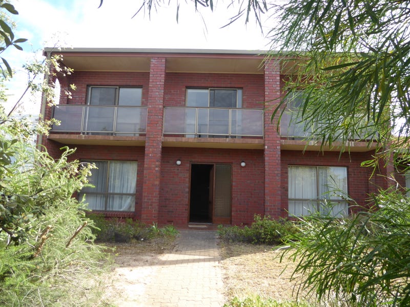 10 Newporter Terrace, West Lakes Shore, SA 5020