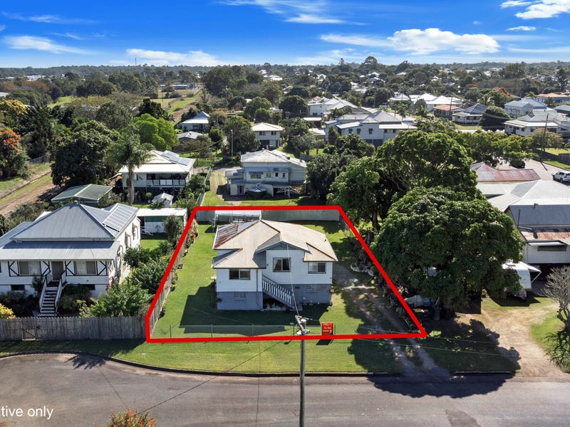 12 Hawthorne Street, Maryborough, Qld 4650 House for Sale