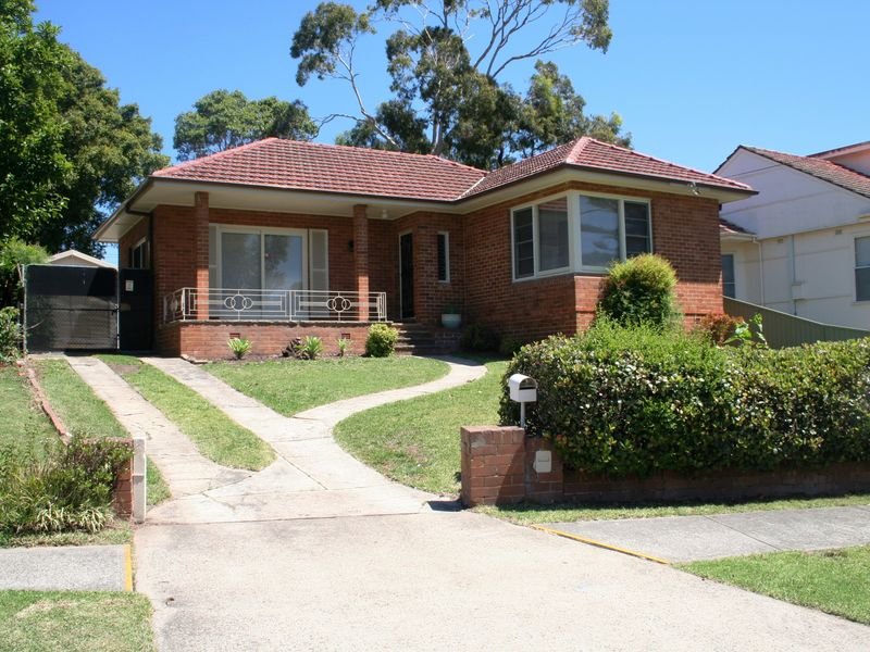 12 Urunga Parade, Miranda, NSW 2228