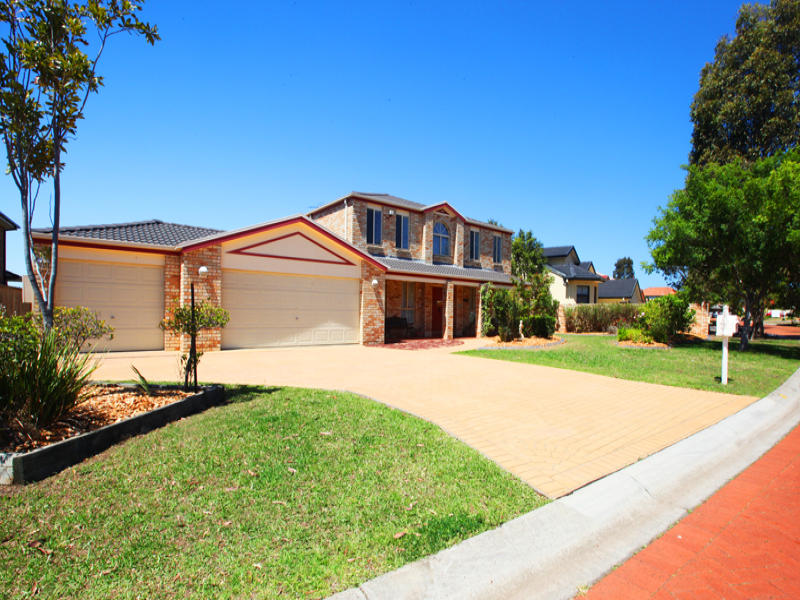 11 Valleyfield Court, Wattle Grove, NSW 2173 - Realestate.com.au