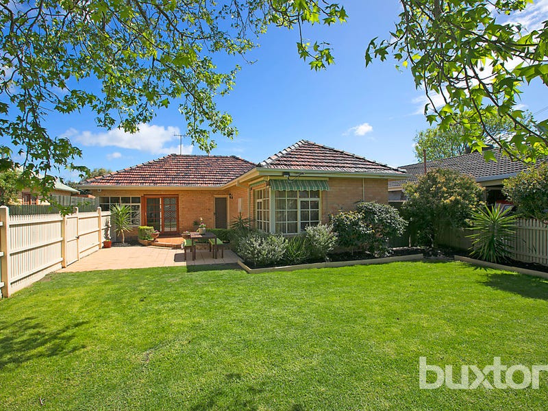 1/17 Eighth Street, Parkdale, Vic 3195 Property Details