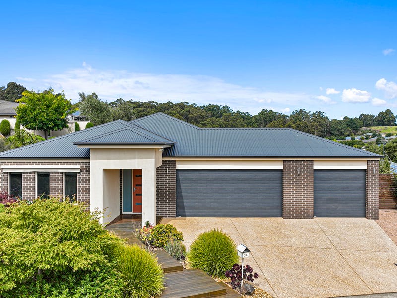 34 Waterside Drive, Drouin, Vic 3818 House for Sale