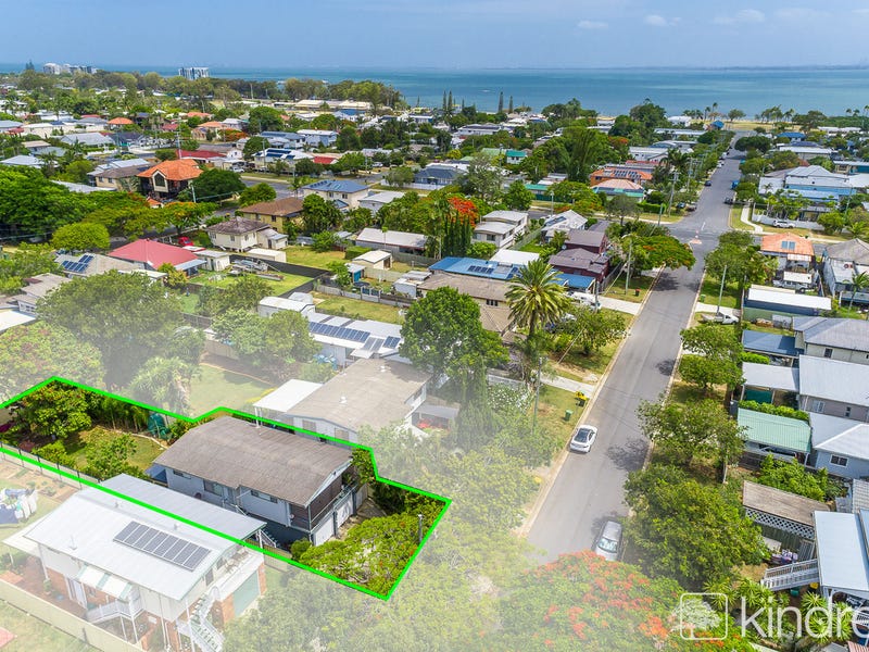 54 Donald Street, Woody Point, QLD 4019