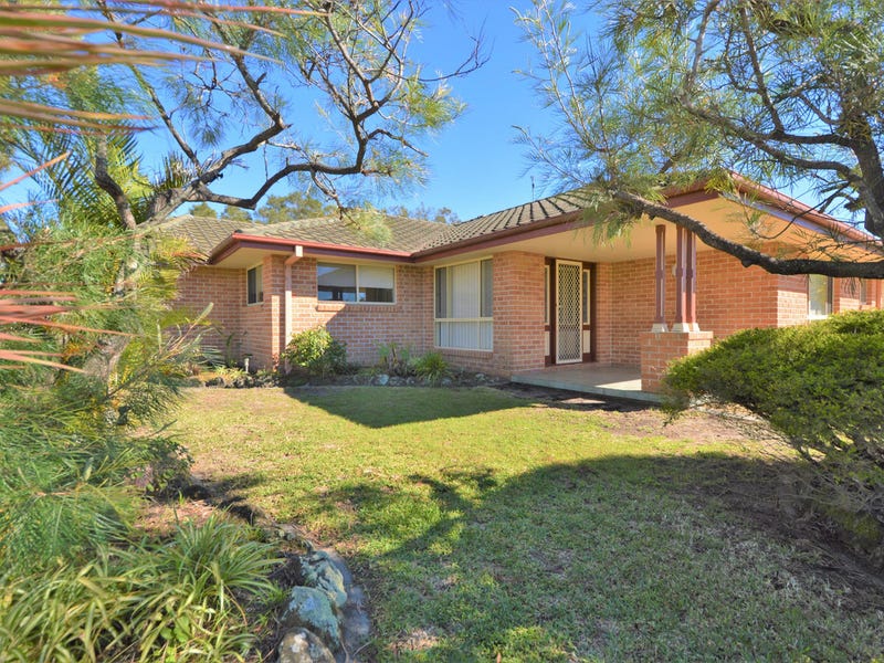 27 The Mainbrace, Yamba, NSW 2464 Property Details