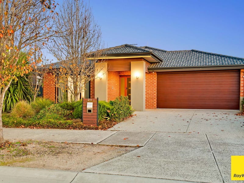 211 Dunnings Road, Point Cook, VIC 3030
