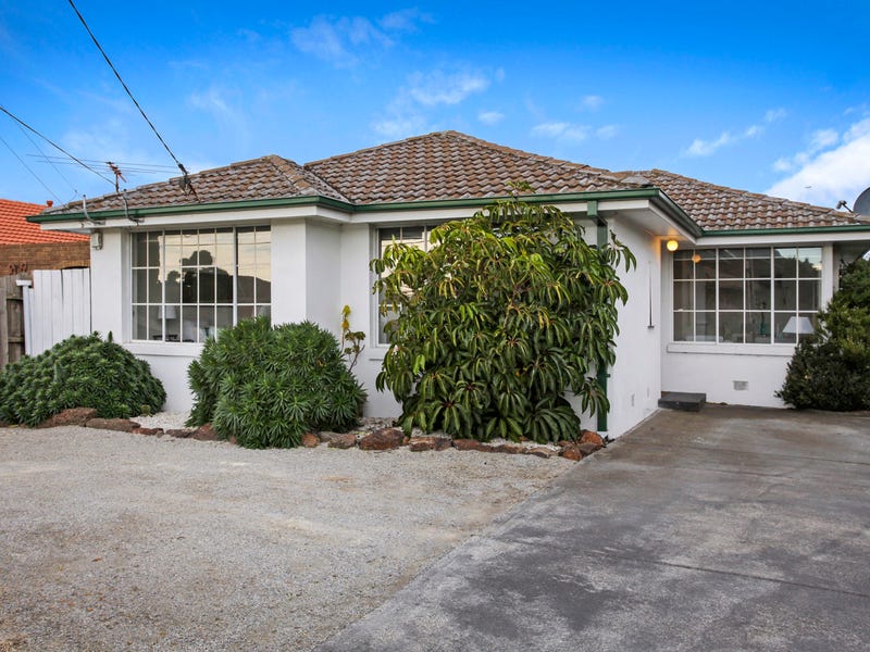 1/96 Carrick Drive, Gladstone Park, VIC 3043