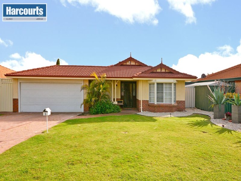 5 Dumbarton Loop, Kinross, WA 6028 Property Details