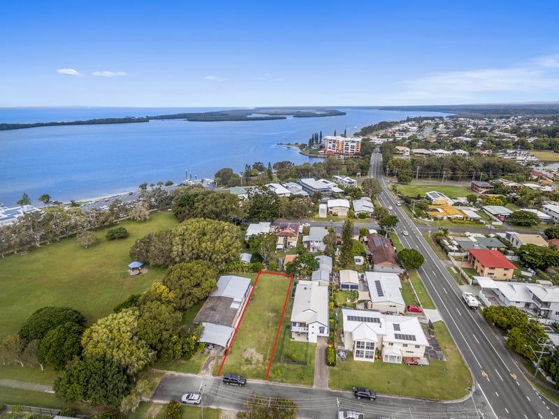 4 Drake Street, Golden Beach, QLD 4551