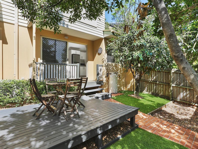 2/21 Richmond Road, Morningside, Qld 4170 - Property Details