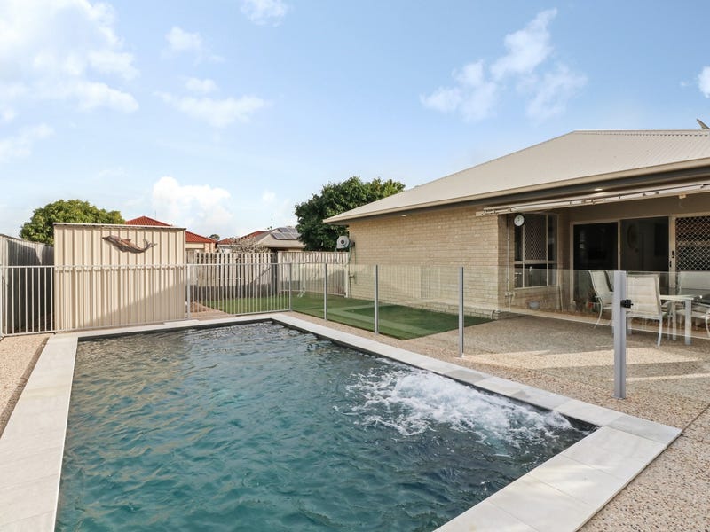 16 Whitsunday Drive, Pacific Paradise, QLD 4564