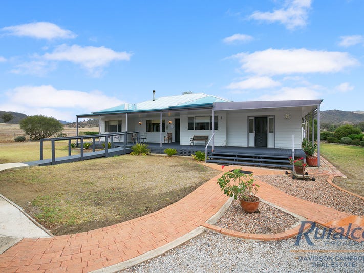 "Balaka" 42 Tanglewood Road, Kootingal, NSW 2352 Property Details