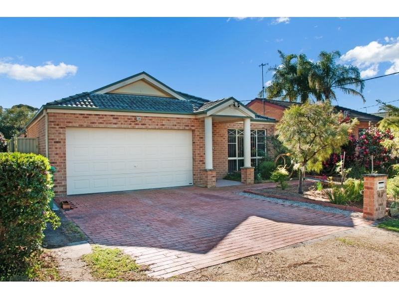 49 Adelaide Avenue, Umina Beach, NSW 2257