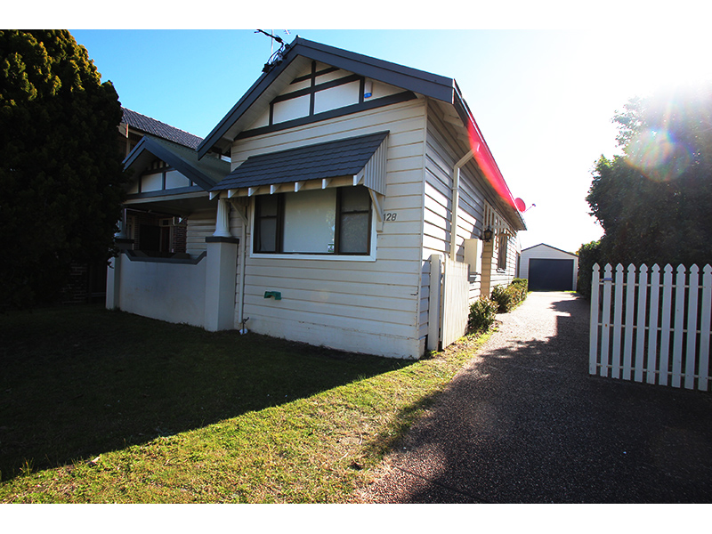 128 National Park Street, Merewether, NSW 2291