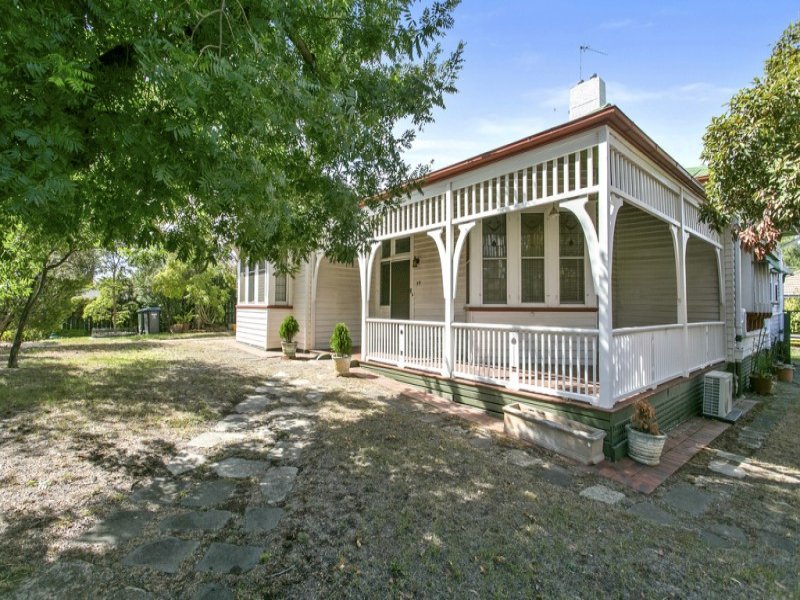 99 Rowan Street, Bendigo, Vic 3550 Property Details