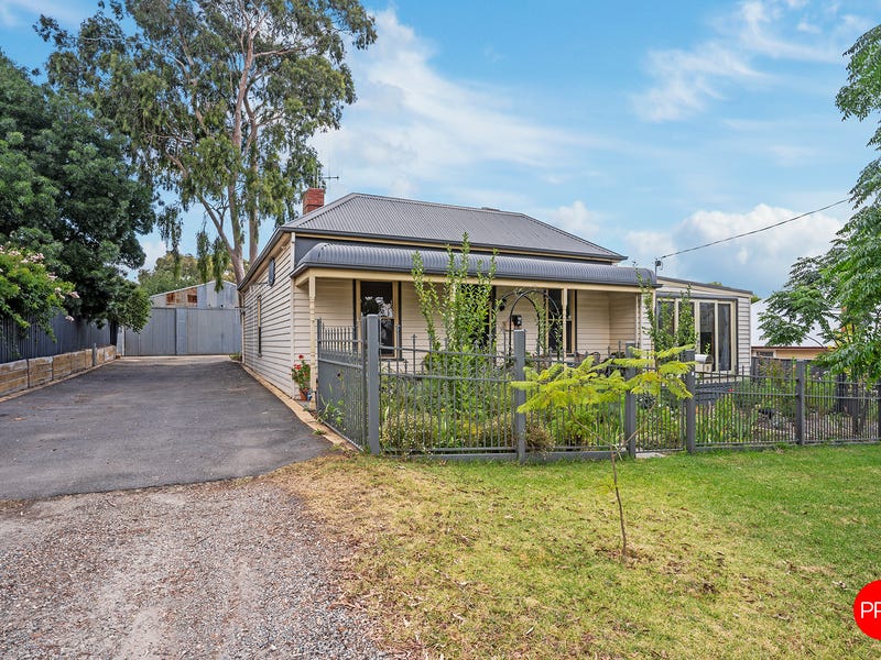 9 McClure Street, Bendigo, Vic 3550 House for Sale