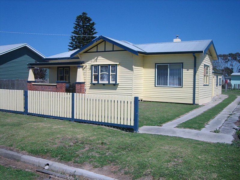 10 Victoria Street, Port Albert, VIC 3971