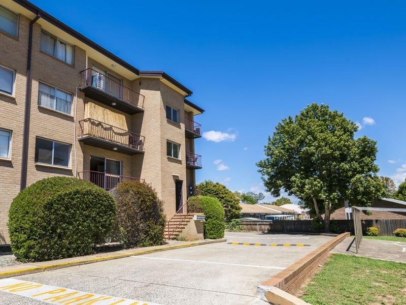 13/104 Henderson Road, Queanbeyan, NSW 2620 Property Details