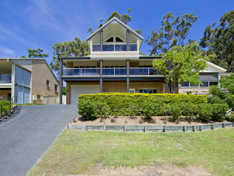 17 Sailfish Street, Corlette, NSW 2315 Property Details
