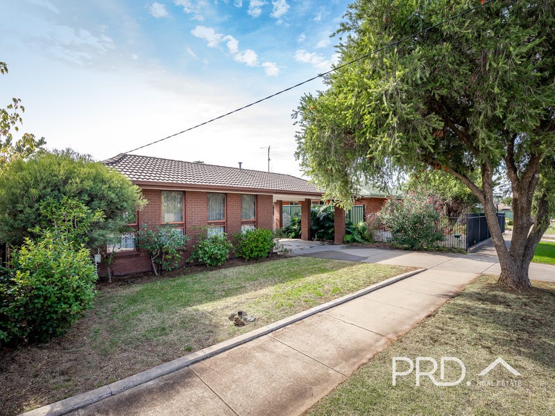 33 Batman Avenue, Shepparton, Vic 3630 House for Sale