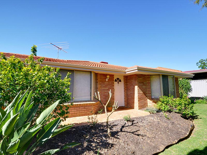 41 Chichester Drive, Woodvale, WA 6026