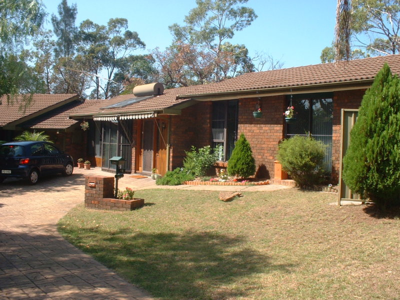 1A Barker Close Illawong NSW 2234 realestate .au