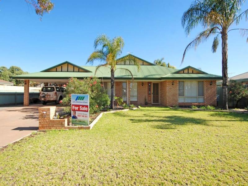 20 Joyce Drive, Boulder, WA 6432