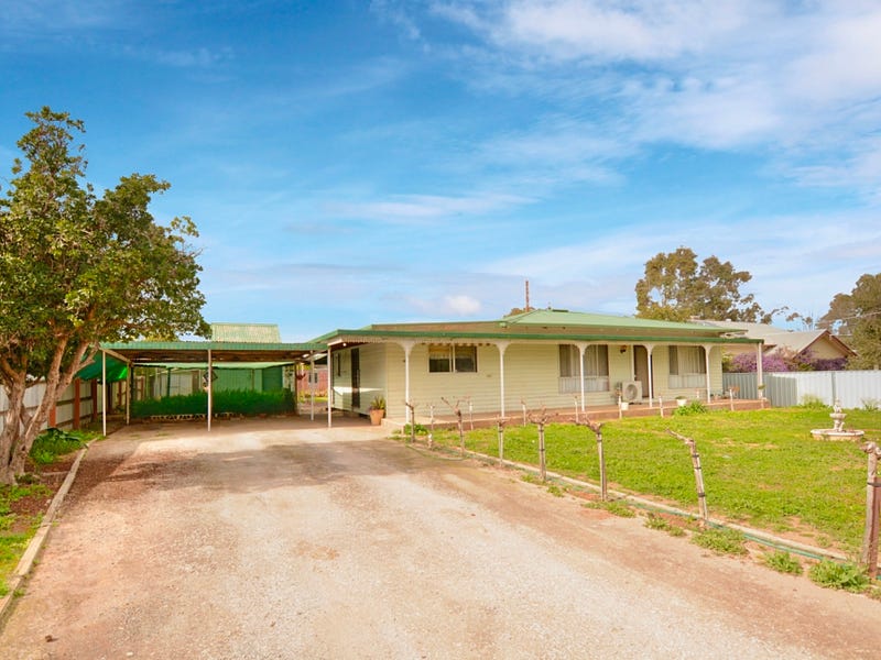 41 Farrell Street, Ouyen, VIC 3490