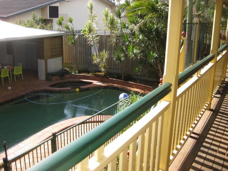 11 Carnation Road, Manly West, QLD 4179