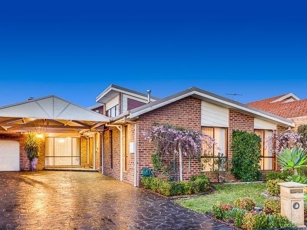 10 yacht court taylors lakes