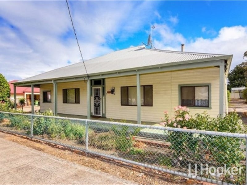 31 & 33 Throssell Street, Collie, WA 6225 Property Details