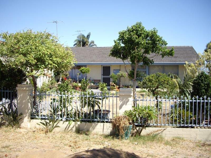 75 Jean Street, Hamilton Hill, WA 6163