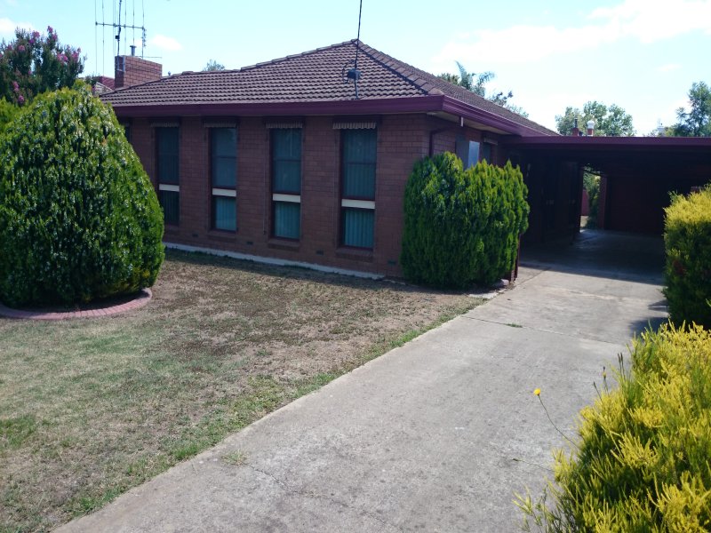 30 Walker St, Benalla, Vic 3672 Property Details