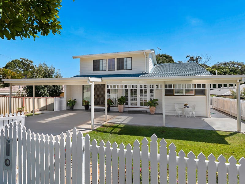29 Mill Street, Redland Bay, Qld 4165