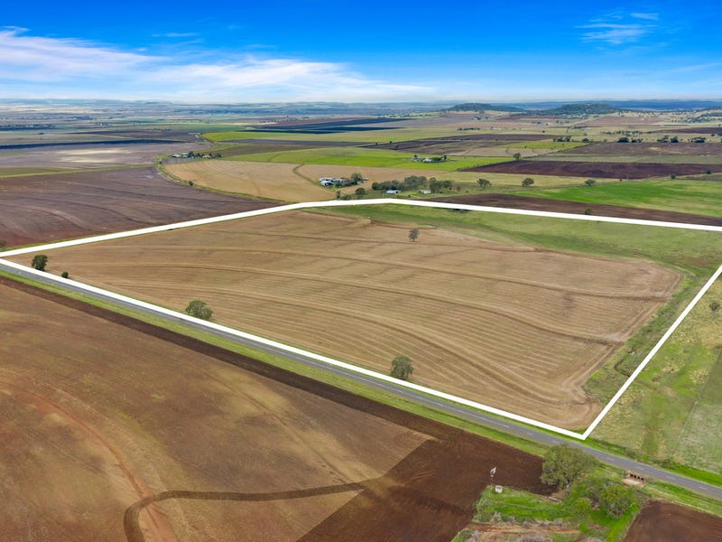 Corner FeltonClifton Road and Doolan Road, Nobby, Qld 4360 Cropping