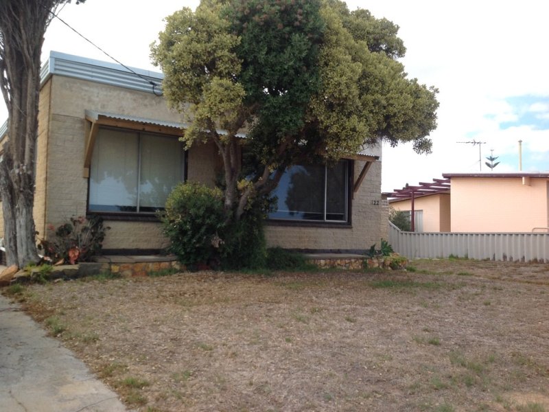 122 Kempton Street, Bluff Point, WA 6530