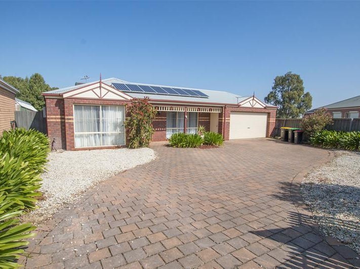 44 Darlingsford Boulevard, Melton, Vic 3337 Property Details