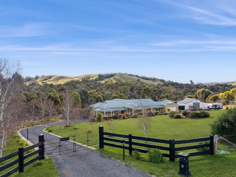 33 Mathiesons Road, Wandong, Vic 3758 House for Sale