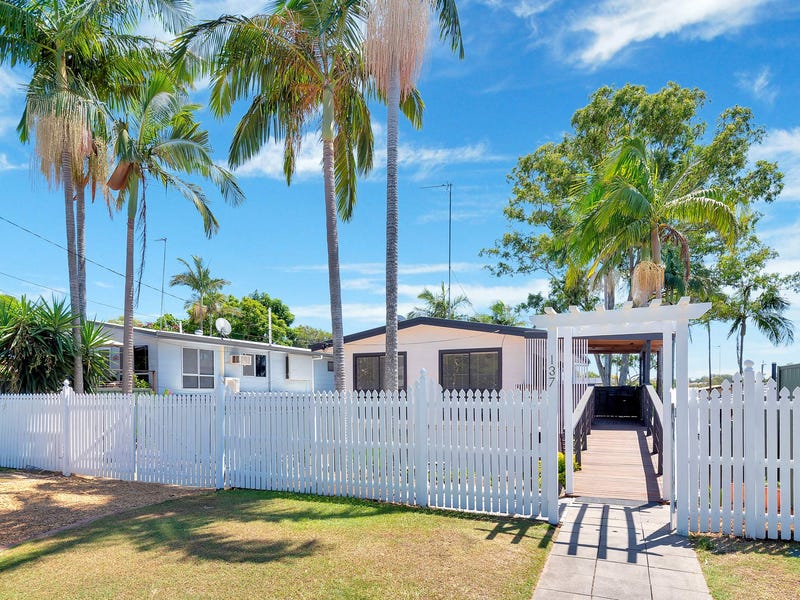 137 Bamboo Avenue, Benowa, Qld 4217 Property Details